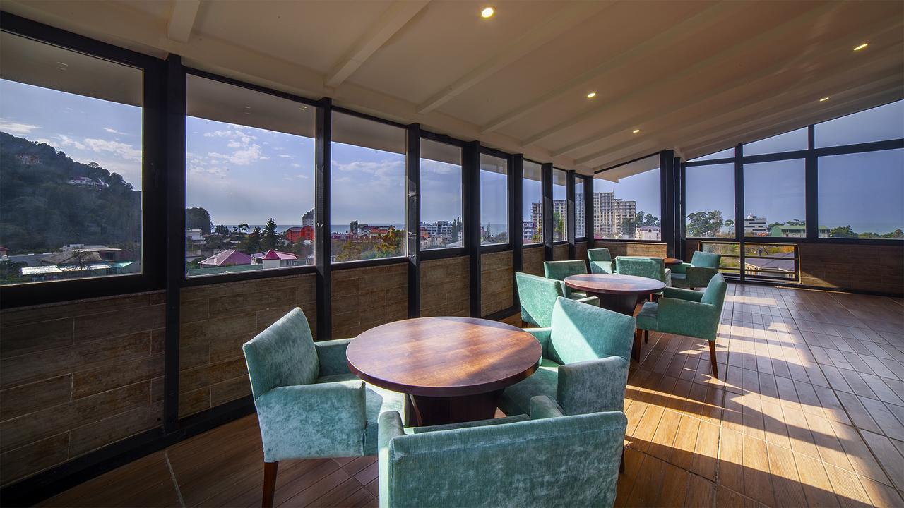 Orange Hotel Gonio Luaran gambar