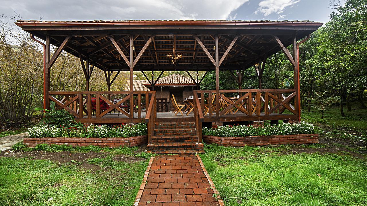 Orange Hotel Gonio Luaran gambar